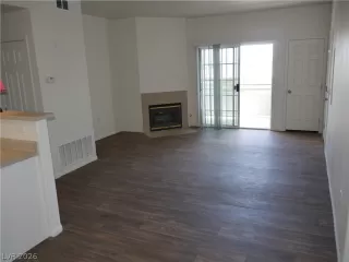 Photo #6: 2759388 Listing 