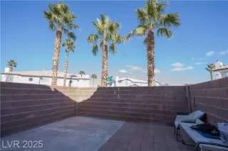 Photo #3: 2759416 Listing