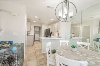 Photo #6: 2759416 Listing