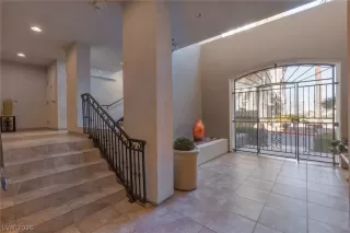 Photo #2: 2759426 Listing 