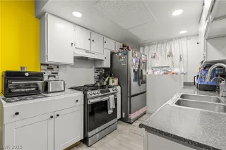 Photo #2: 2759524 Listing 