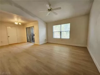 Photo #1: 2759538 Listing