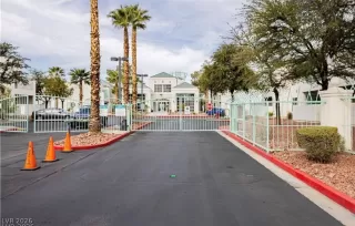 Photo #2: 2759553 Listing 