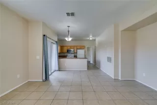 Photo #4: 2759589 Listing 