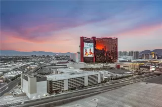 Photo #3: 2759613 Listing 