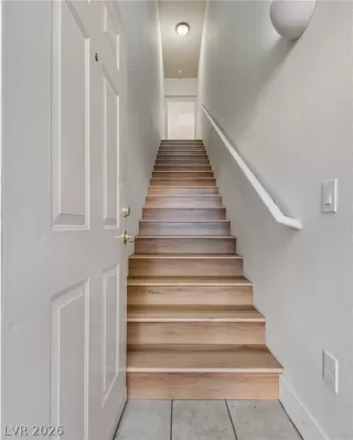 Photo #3: 2759632 Listing