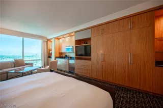 Photo #5: 2759658 Listing 