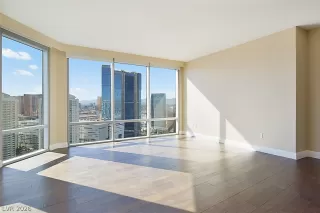 Photo #1: 2759697 Listing