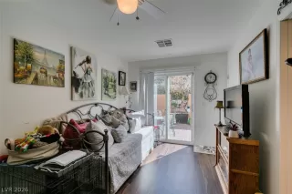 Photo #4: 2759733 Listing 