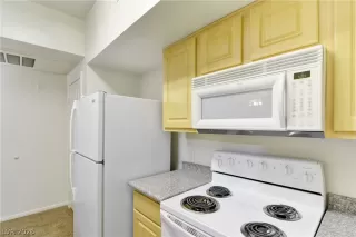 Photo #4: 2759754 Listing 