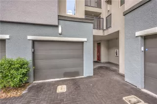 Photo #1: 2759778 Listing