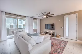 Photo #4: 2759778 Listing