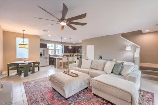 Photo #5: 2759778 Listing