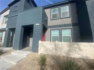 Photo #1: 2759789 Listing 