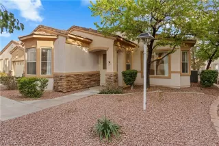 Photo #1: 2759796 Listing 