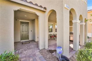 Photo #2: 2759805 Listing 