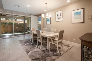 Photo #6: 2759820 Listing