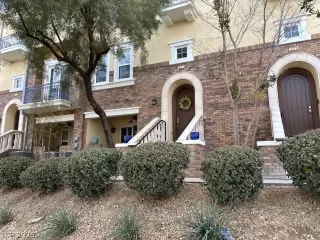 Photo #1: 2759834 Listing 