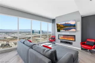Photo #3: 2759846 Listing