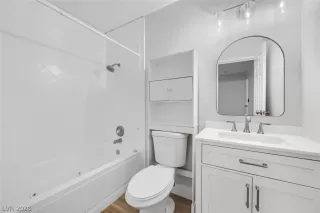 Photo #5: 2759849 Listing