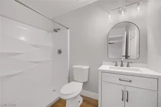 Photo #6: 2759849 Listing