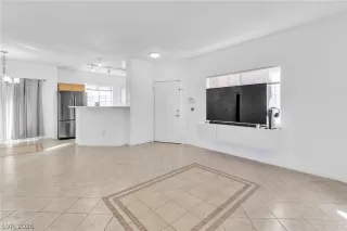 Photo #3: 2759851 Listing 