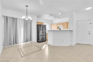 Photo #5: 2759851 Listing 