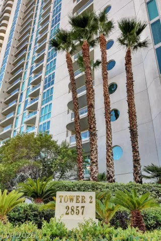 Photo #3: 2759936 Listing 