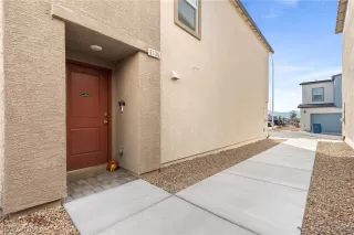 Photo #2: 2759954 Listing 