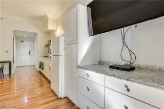 Photo #5: 2759957 Listing 