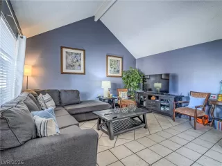 Photo #4: 2759970 Listing 