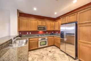 Photo #4: 2759982 Listing 