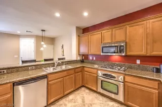 Photo #5: 2759982 Listing 