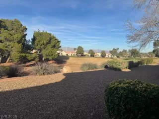 Photo #4: 2760013 Listing