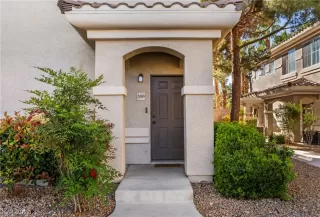 Photo #2: 2760029 Listing 