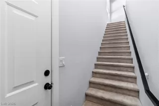 Photo #3: 2760029 Listing 