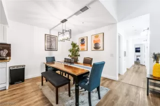 Photo #2: 2760039 Listing