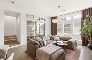 Photo #3: 2760042 Listing 