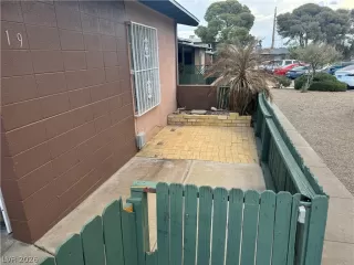 Photo #3: 2760067 Listing 