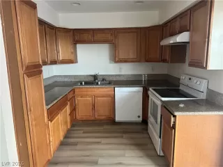 Photo #6: 2760067 Listing 