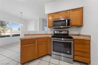 More Details about MLS # 2760105 : 10116 JACOB PLACE 104