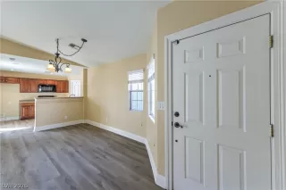 Photo #4: 2760117 Listing