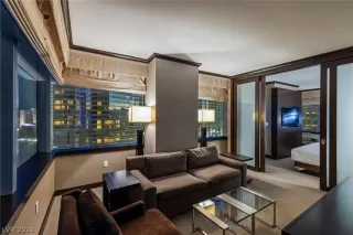 Photo #1: 2760120 Listing