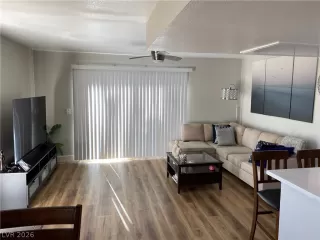 Photo #4: 2760130 Listing 