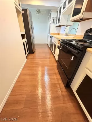 Photo #5: 2760136 Listing 