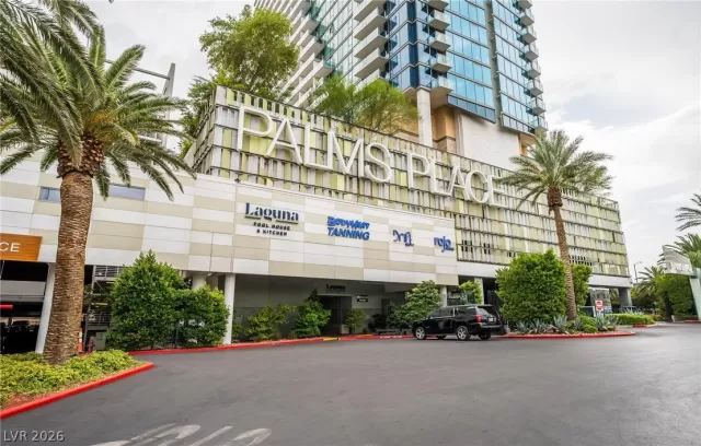 MLS: 2760184 Condo For Sale