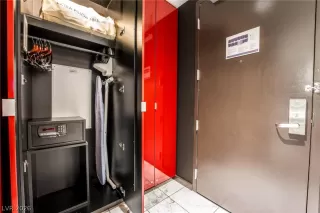 Photo #4: 2760184 Listing