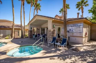 Photo #1: 2760197 Listing