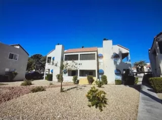 Photo #2: 2760213 Listing 