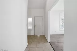 Photo #4: 2760292 Listing